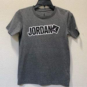 Jordan Boys' Grey T-Shirt Size M